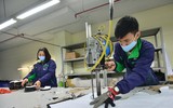 Cận cảnh nơi sản xuất khẩu trang tái sử dụng phòng chống virus Corona